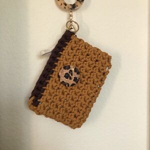 NWOT handmade crochet clutch